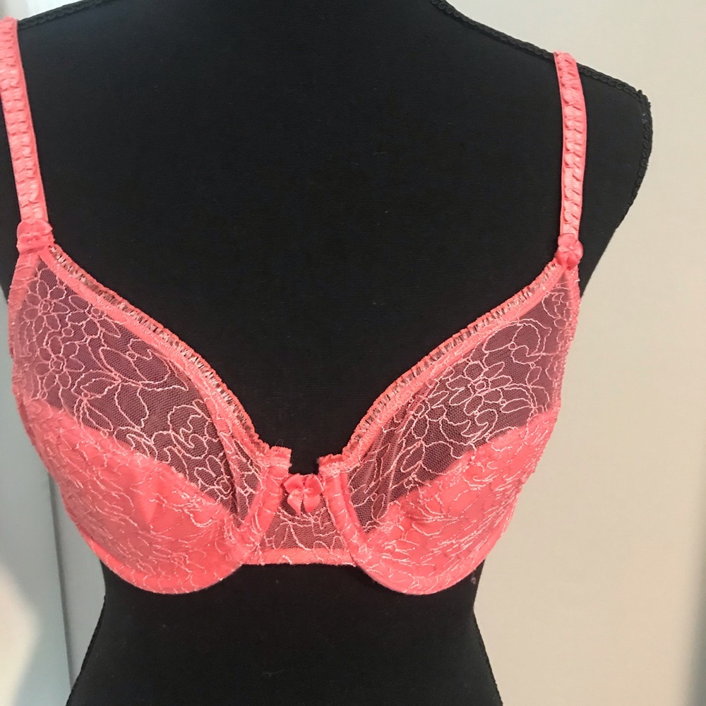 NWOT LISCA, Beautiful European designer bra.